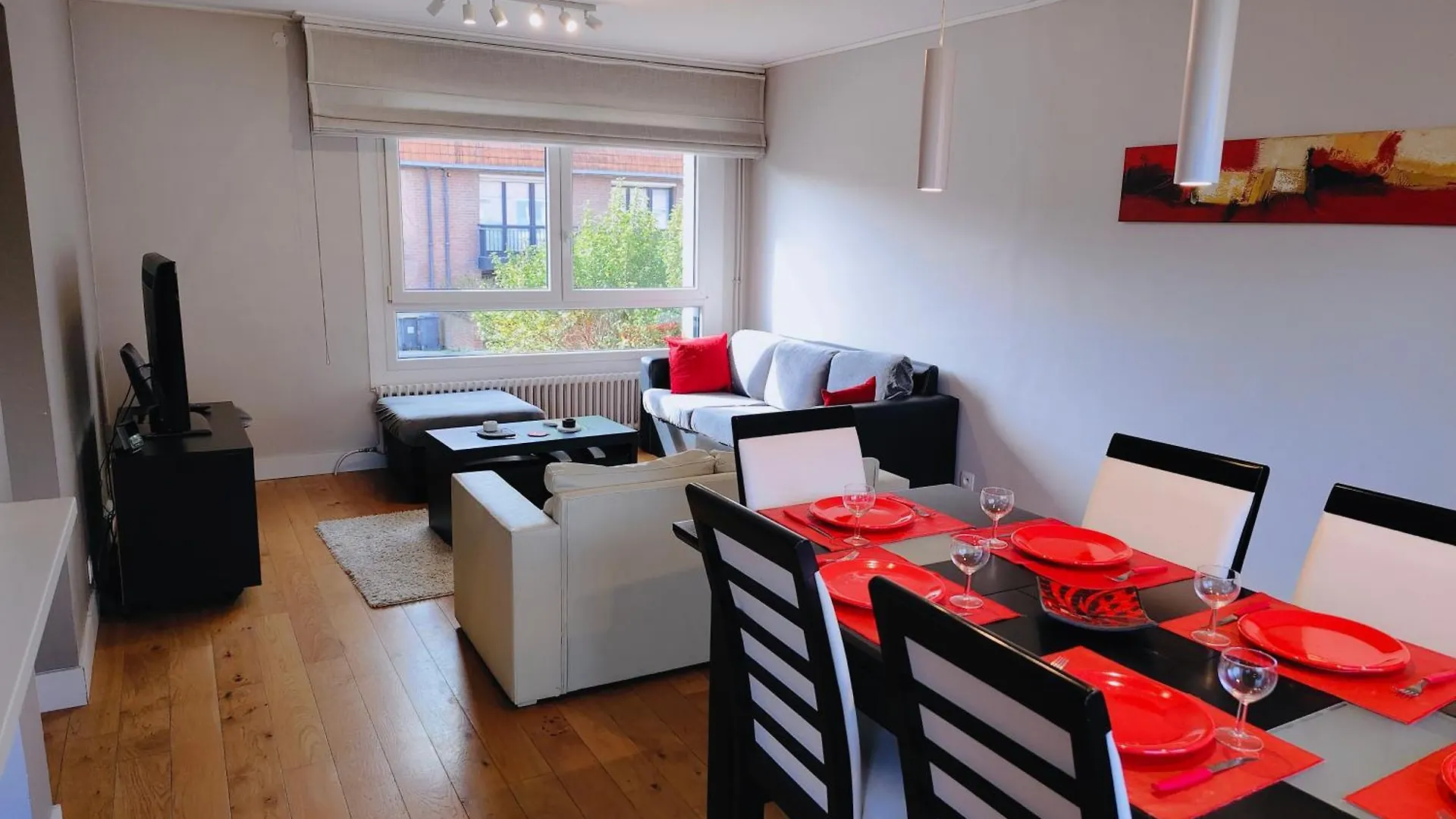 Holiday home Amazing House 4 Bedrooms Parking Close To Lille Saint-Andre-lez-Lille France