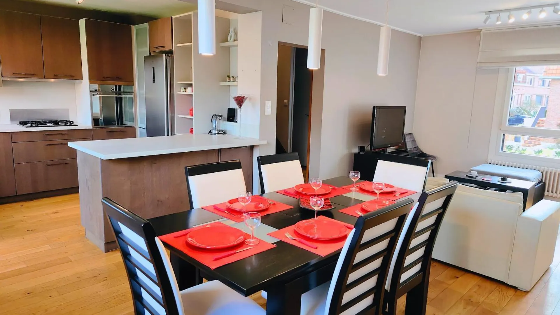 Amazing House 4 Bedrooms Parking Close To Lille Saint-Andre-lez-Lille